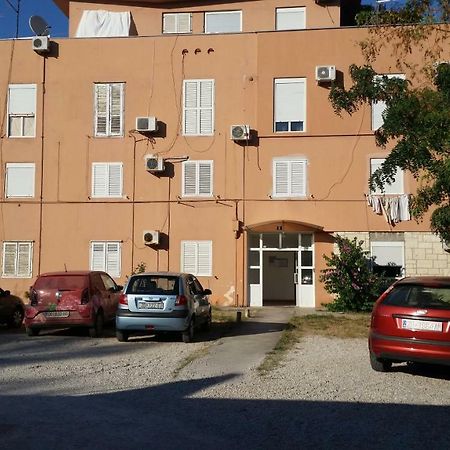 Apartment Lily Задар Екстериор снимка