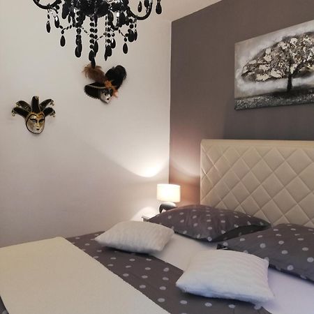 Apartment Lily Задар Екстериор снимка
